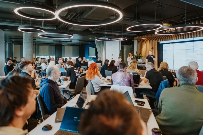 Martin Imrich vede hands-on AI workshop